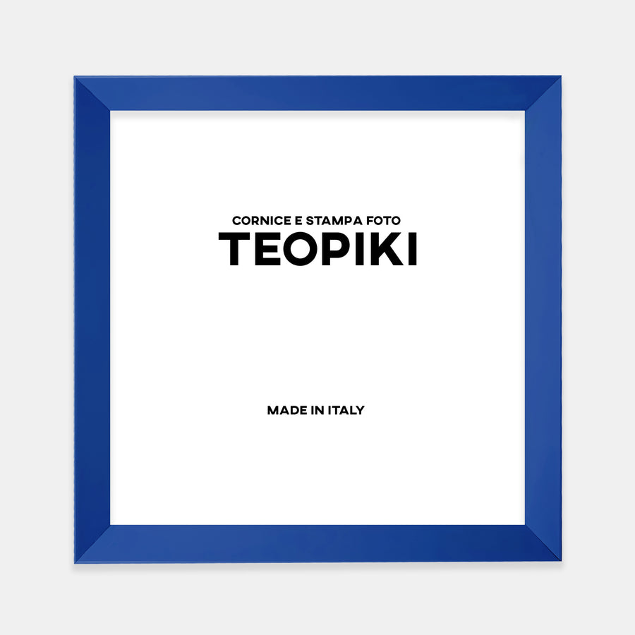 Cornice colore blu moderna opaca