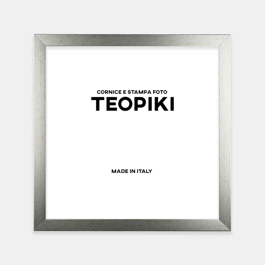 Cornice moderna liscia argento