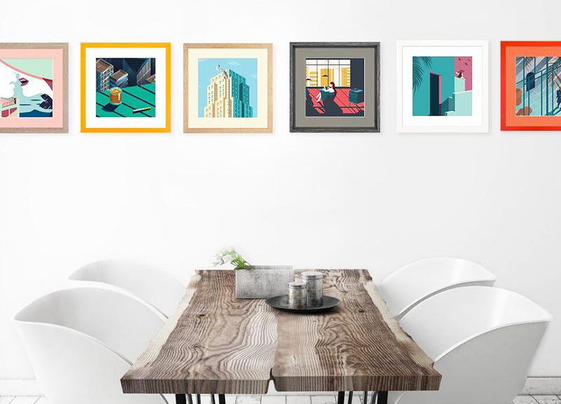 Galleria di cornici su una parete con le tue foto